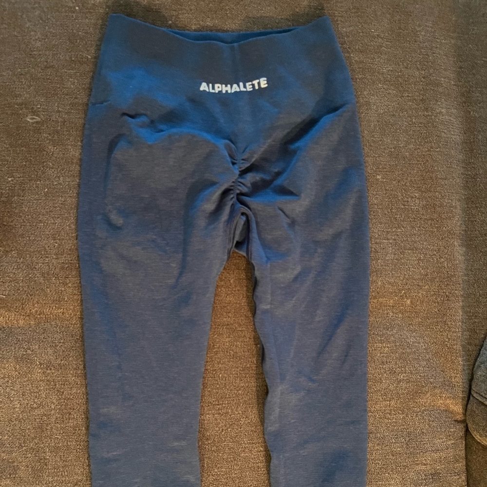 Oceania sold out Alphalete leggings